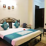 Oyo 2256 Hotel Excellency