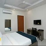 Hotel Galaxy Inn