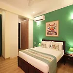 Oyo Flagship Sohna Road Omaxe Mall