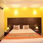 Oyo Rooms South City 1