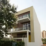 Oyo Flagship Sohna Road Omaxe Mall