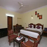 Oyo 12311 Hotel Annus Holidays
