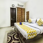 Fabhotel Mintstar Sector 38