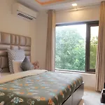 Perch Arbor-Dlf Cyber City