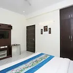 Oyo 6812 Aruma Residency