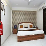 Oyo 6812 Aruma Residency