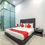 Oyo 14443 Flagship Hotel Chaupal