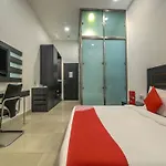 Oyo 14443 Flagship Hotel Chaupal