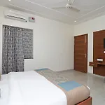 Oyo 10200 Hotel The Aroma Residency