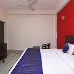 Oyo 3251 Royal Inn