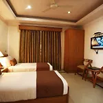 Emblem Hotel Sector 14 Gurgaon