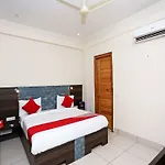 Oyo 14444 Jmk House