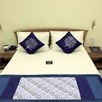 Oyo 9899 Hotel Palm Tree