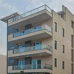 Treebo Vikrant\'S Residency