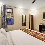 Oyo 8927 Us Executive Suites