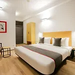Oyo Townhouse 330 Mg Road Metro Station
