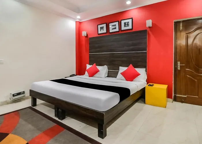 Capital O Hotel Bms Near Appu Ghar