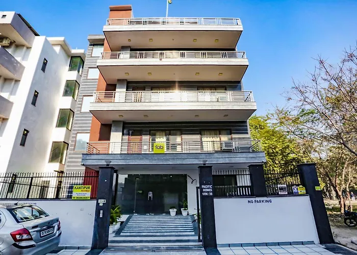 Fabhotel Pacific Homes