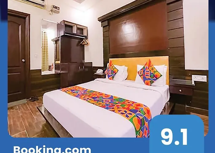 Roomshala 063 Hotel Cloud 29 - Gurugram Sector 45