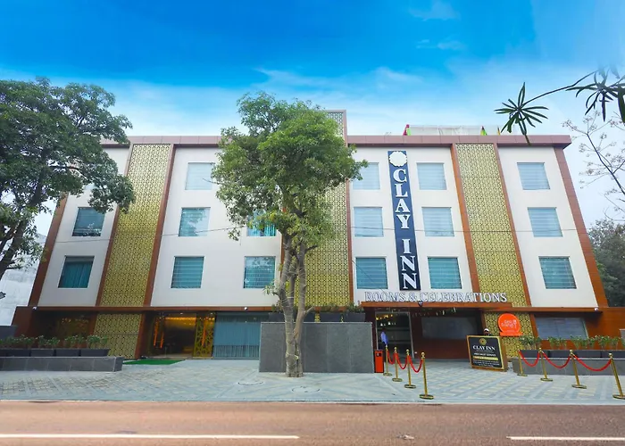Clay Inn Hotel, Sohna Road, Sector 49, Gurugram