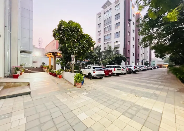 Corus Hotel & Banquets - Sector 14, Gurgaon Couple Friendly