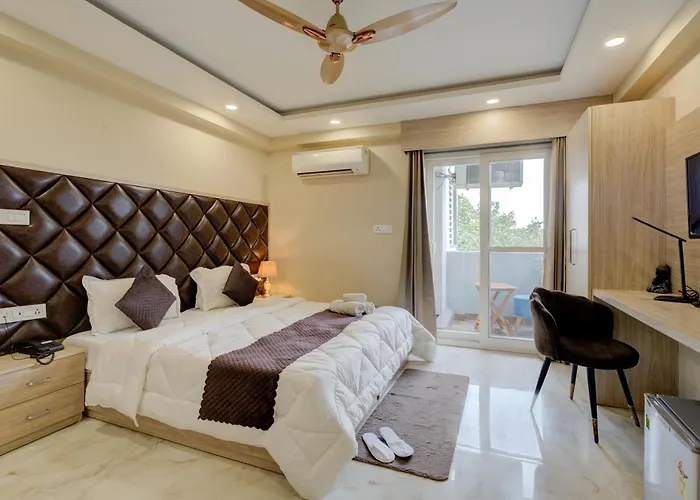 The Paras Studio Serviced Apartments