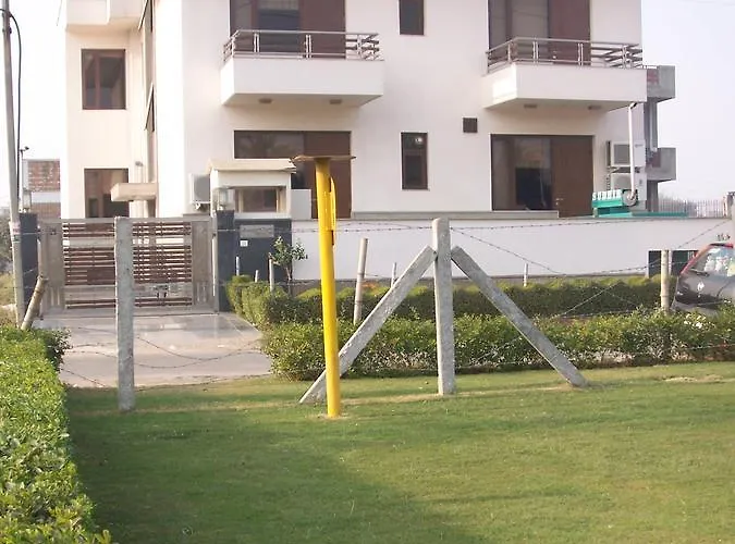 Jasmine Court