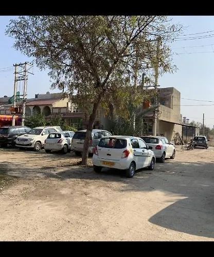 Mufis Homestay, Emerald Compound, New Palam Vihar-2