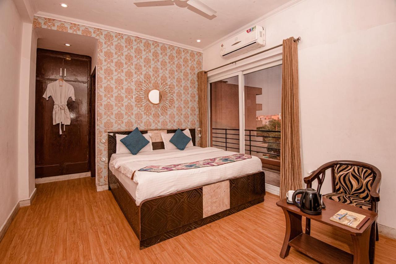 Instay - 46 Hotel *