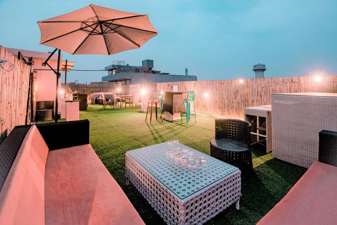 Instay - 46 Hotel *