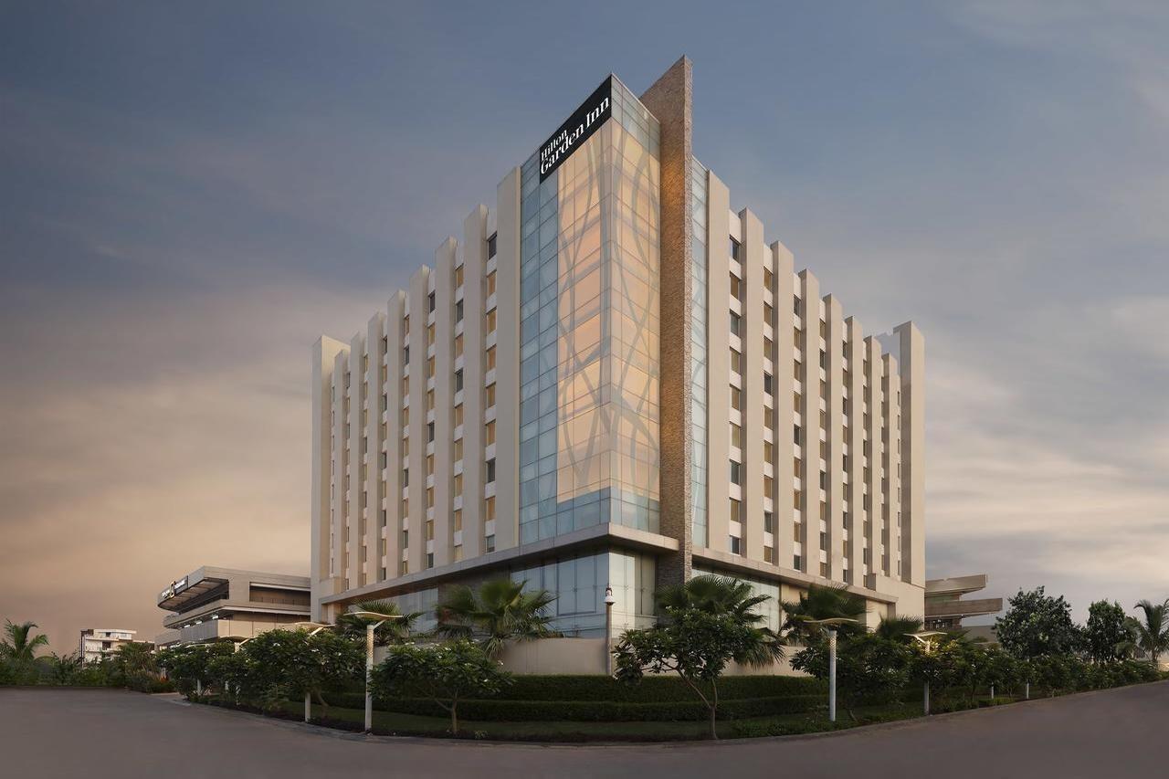 Hotel Doubletree By Hilton Gurugram Baani Square