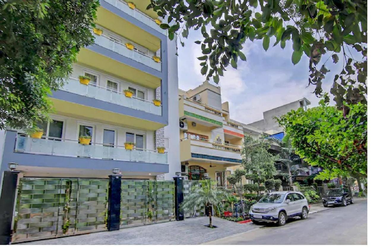 Nuab House - Near Fortis, Max, Medanta, Paras Hospitals And Huda Metro Gurgaon