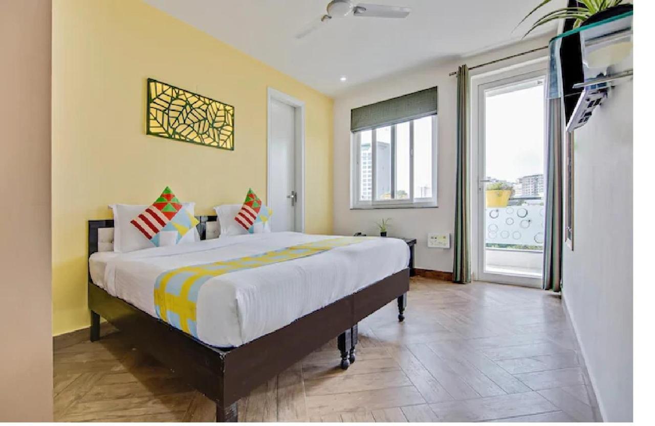 Nuab House - Near Fortis, Max, Medanta, Paras Hospitals And Huda Metro * Gurgaon