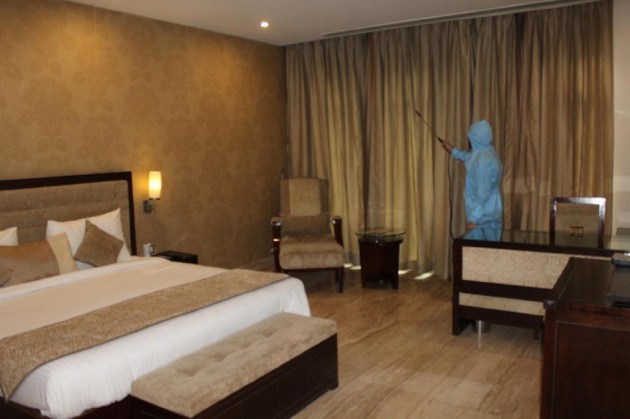 Hotel Royal Iffco Chowk Gurgaon