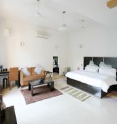 Luxury And Jcm Marg Hotel Gurgaon