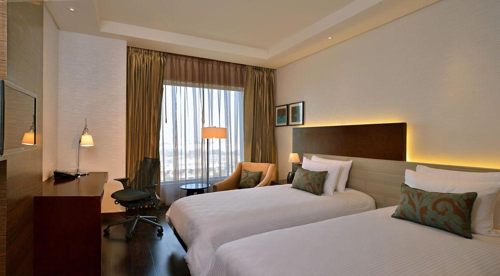 Hotel Doubletree By Hilton Gurugram Baani Square