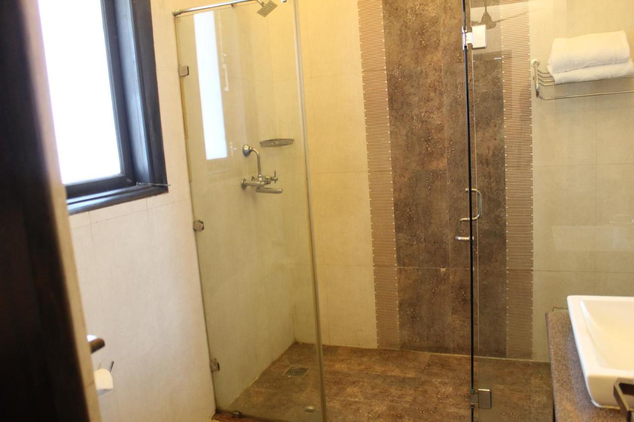 De Luxe 2* Gurgaon
