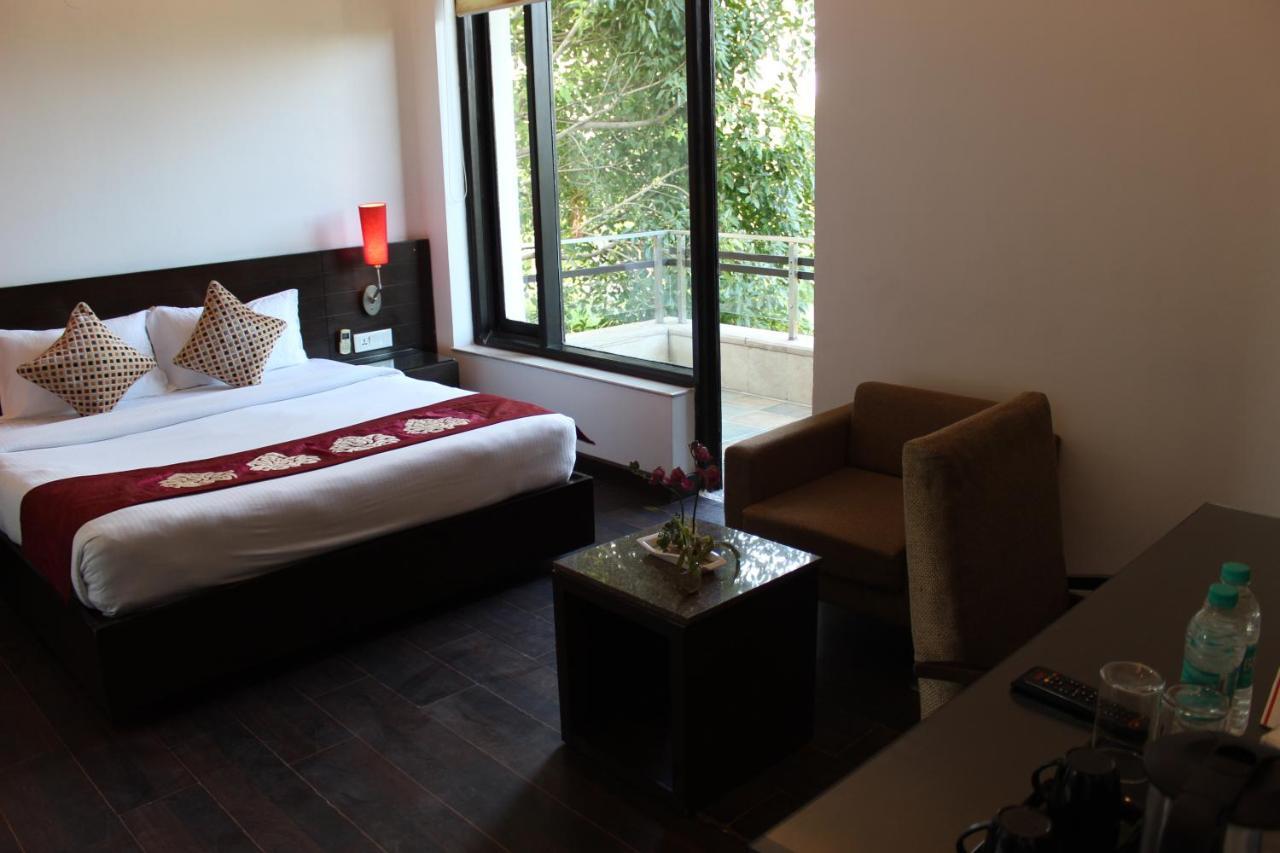 De Luxe Hotel 2*
