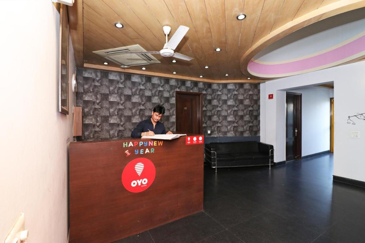 Oyo Flagship 8261 Rao Residency