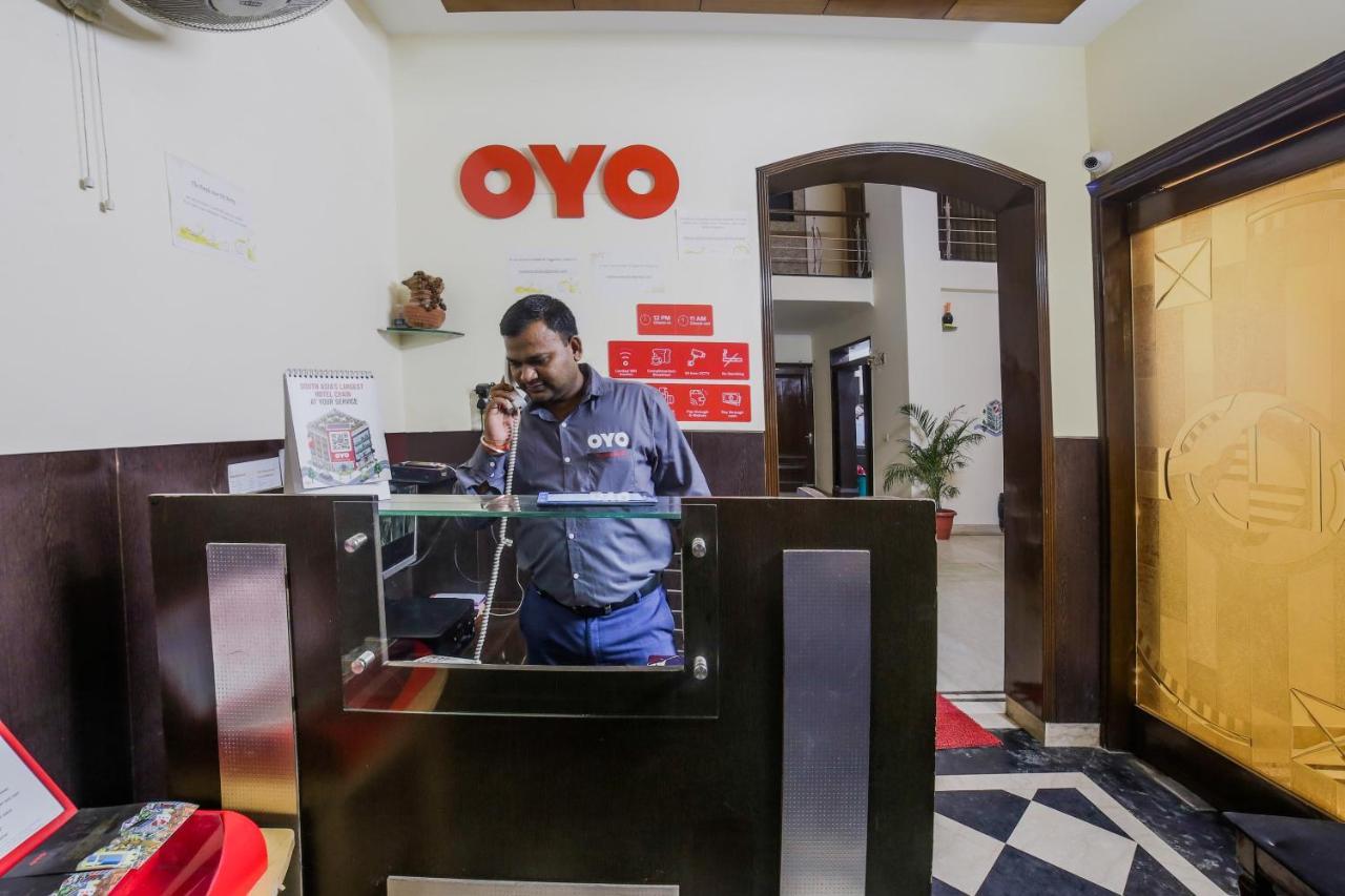 Oyo 15376 Purple Star Gurgaon
