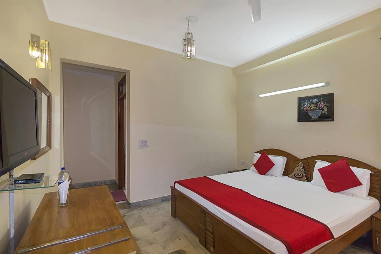 Oyo 5919 Rajvansh Palace Gurgaon