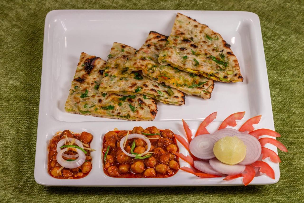 Oyo 5919 Rajvansh Palace Gurgaon