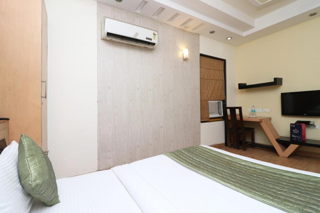Hotel Oyo Flagship 8261 Rao Residency