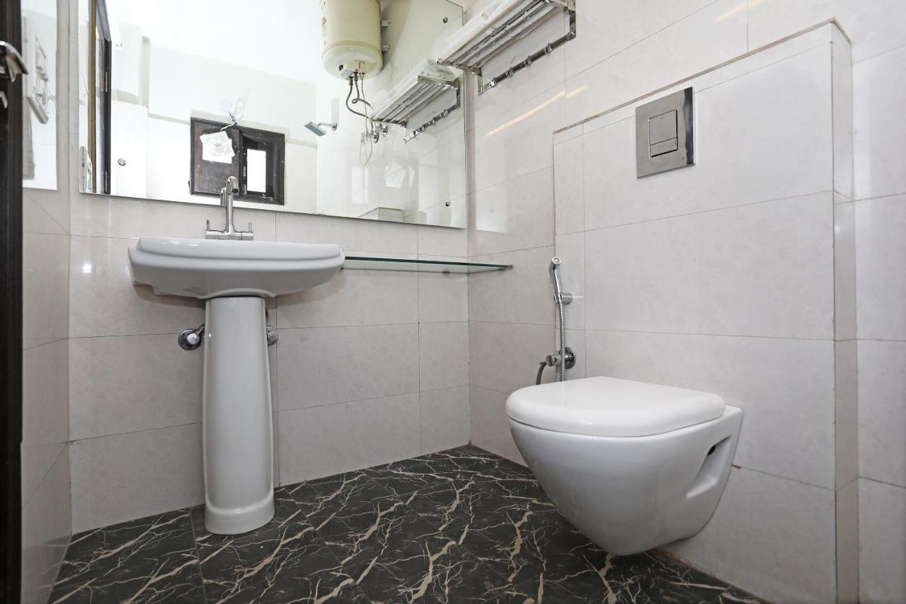 Hotel Capital O 11044 The Maaie Gurgaon