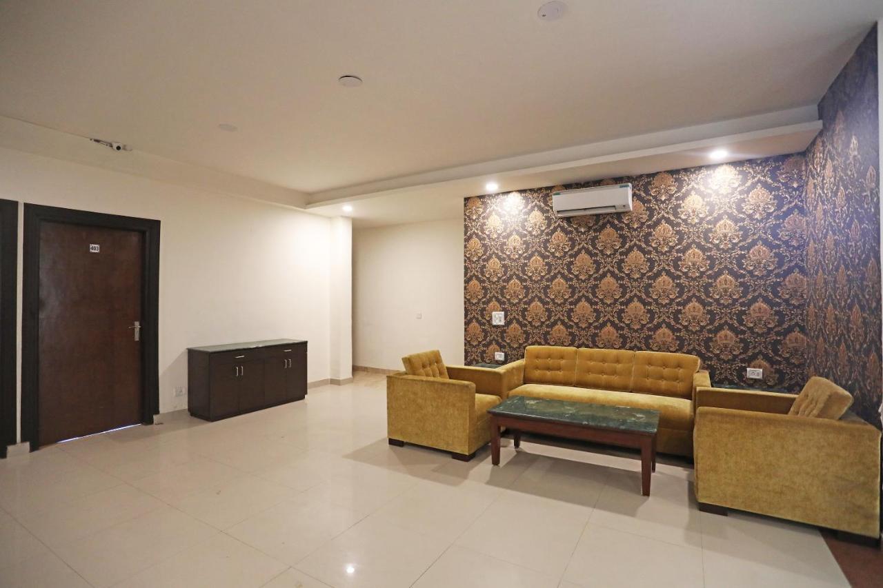 Capital O 11044 The Maaie Gurgaon