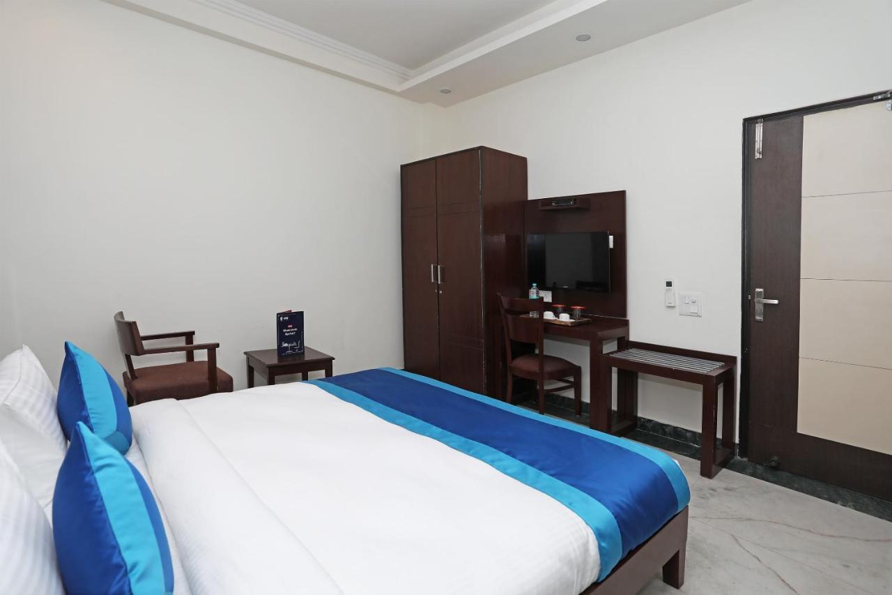 Hotel Capital O 11044 The Maaie Gurgaon
