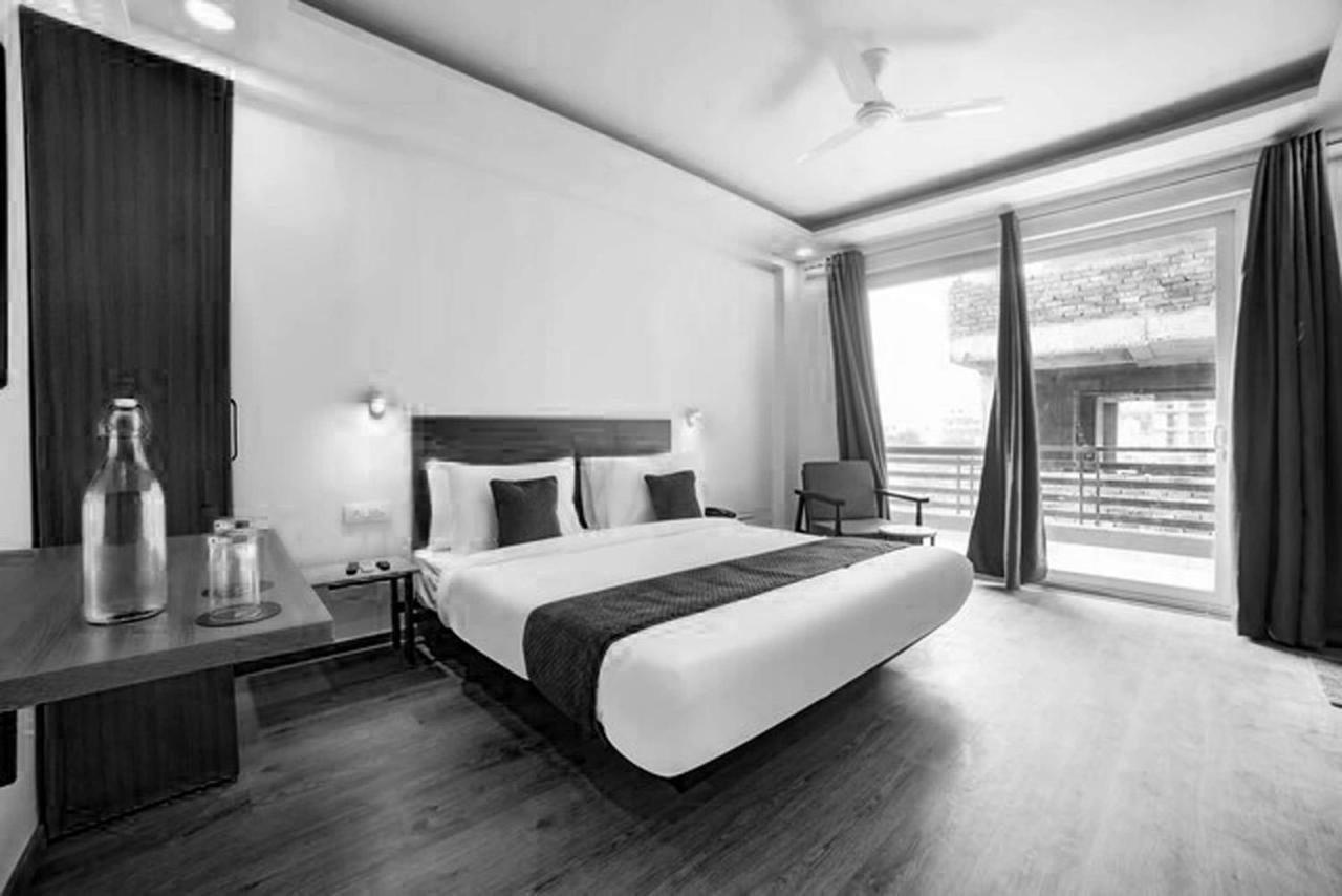 Super Townhouse Sector 46 Near Appu Ghar Hotel Gurgaon