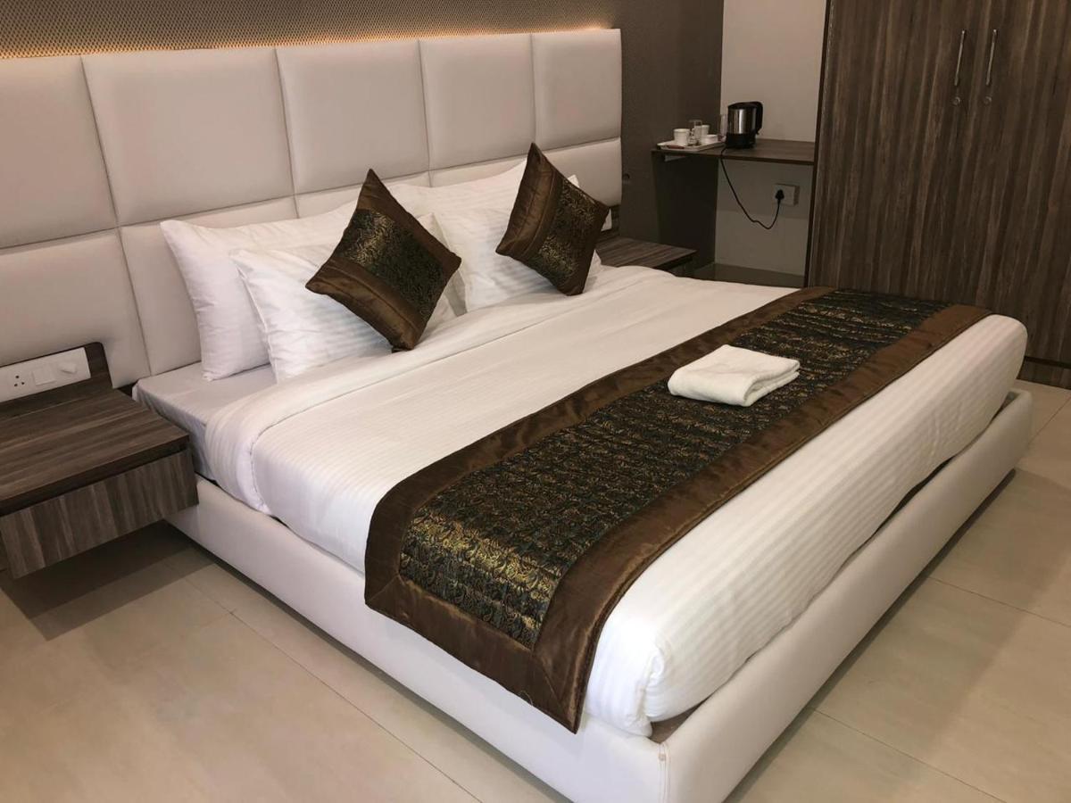 Hotel Mavens