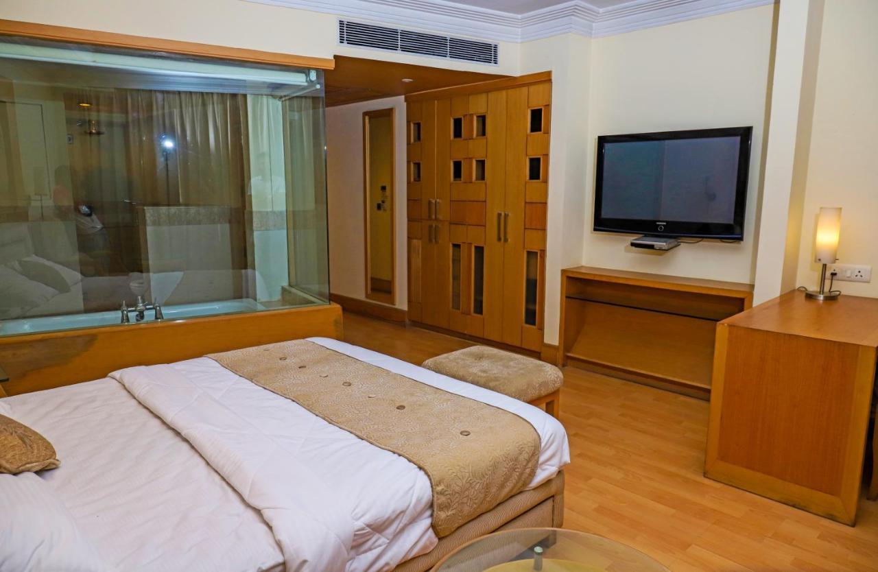 Hotel The Luxotic Suites 3*