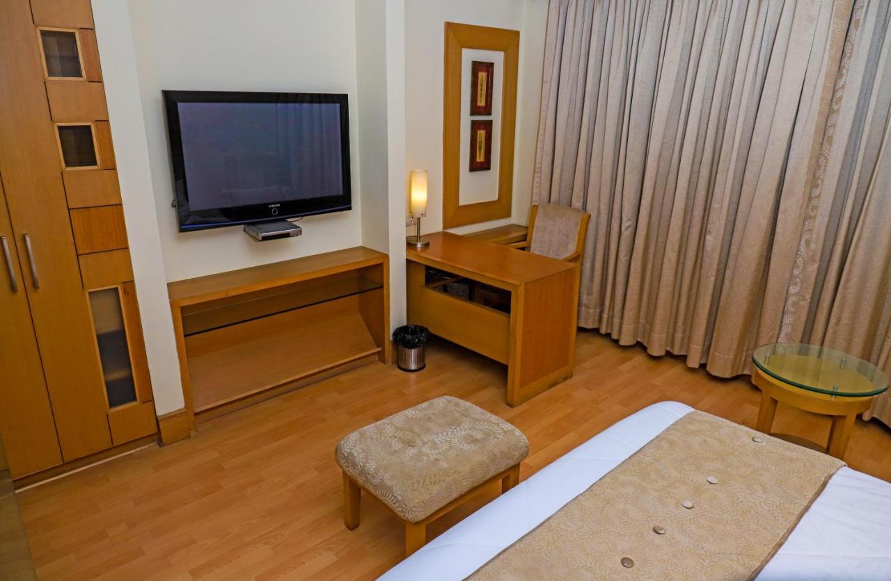 The Luxotic Suites Hotel Gurgaon